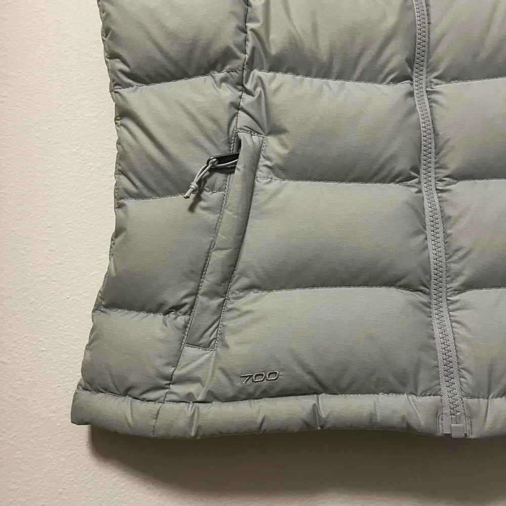 The North Face Women's 700 Goose Down Puffer Vest Gray - Picture 2 of 9